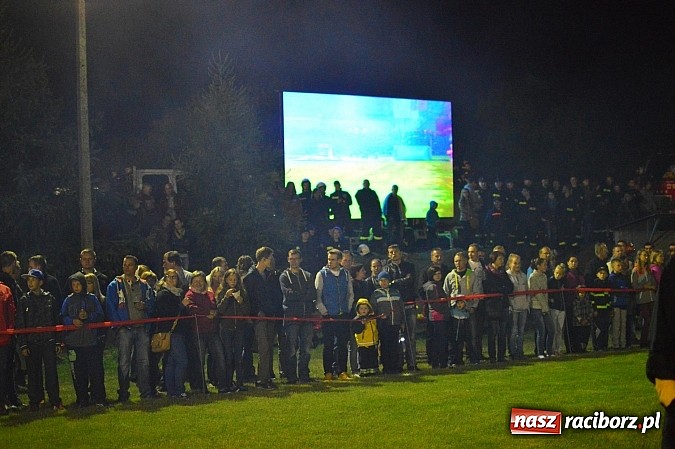 Zdjęcie w galerii na portalu naszraciborz.pl: Rudyszwałd i Bolesław triumfował na nocnych zawodach strażackich! wiadomości z regionu