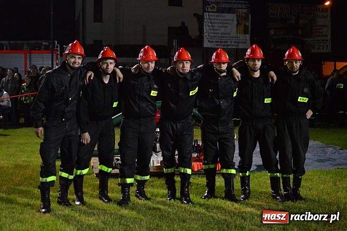 Zdjęcie w galerii na portalu naszraciborz.pl: Rudyszwałd i Bolesław triumfował na nocnych zawodach strażackich! wiadomości z regionu