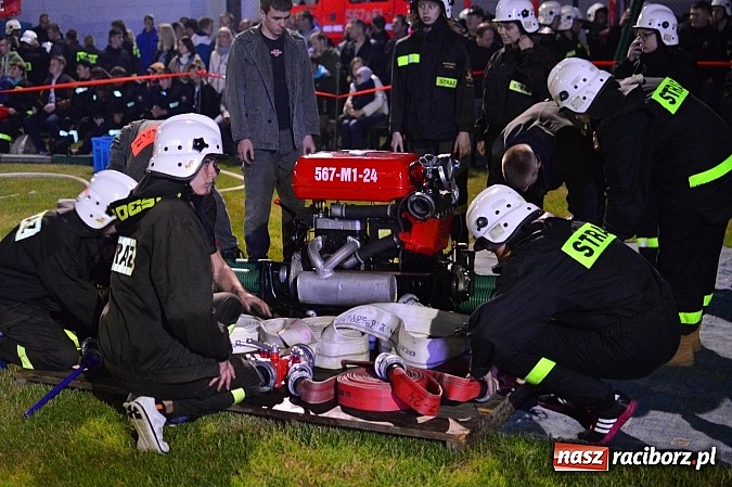 Zdjęcie w galerii na portalu naszraciborz.pl: Rudyszwałd i Bolesław triumfował na nocnych zawodach strażackich! wiadomości z regionu