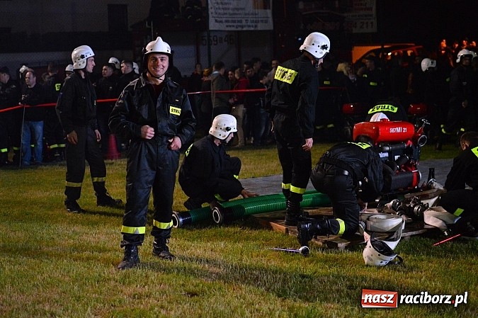 Zdjęcie w galerii na portalu naszraciborz.pl: Rudyszwałd i Bolesław triumfował na nocnych zawodach strażackich! wiadomości z regionu