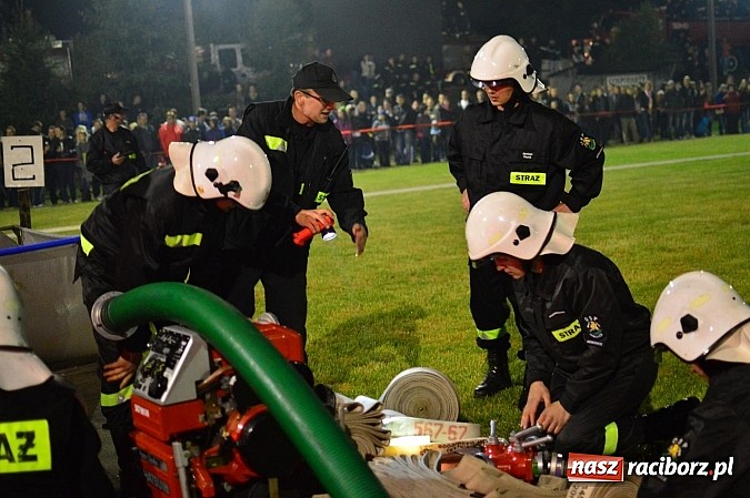 Zdjęcie w galerii na portalu naszraciborz.pl: Rudyszwałd i Bolesław triumfował na nocnych zawodach strażackich! wiadomości z regionu