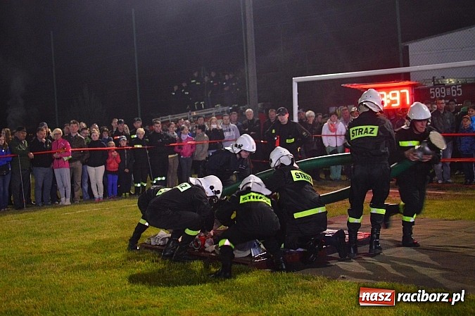 Zdjęcie w galerii na portalu naszraciborz.pl: Rudyszwałd i Bolesław triumfował na nocnych zawodach strażackich! wiadomości z regionu