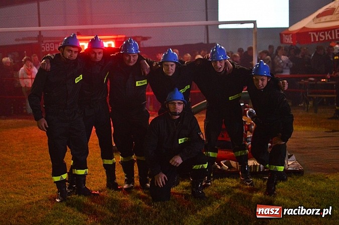 Zdjęcie w galerii na portalu naszraciborz.pl: Rudyszwałd i Bolesław triumfował na nocnych zawodach strażackich! wiadomości z regionu