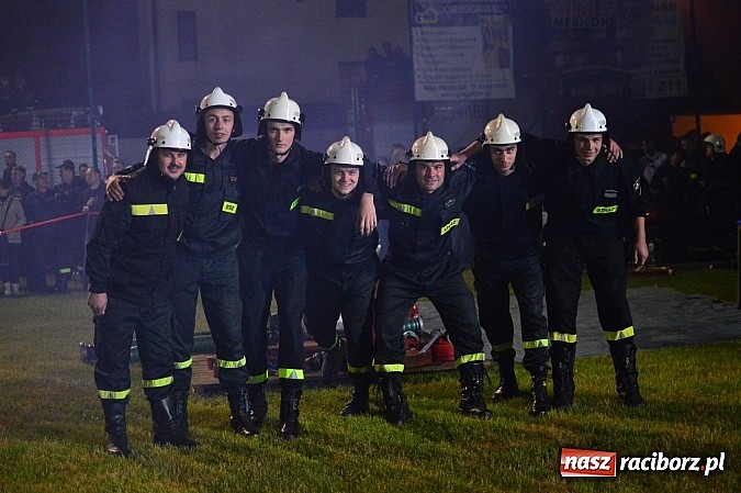 Zdjęcie w galerii na portalu naszraciborz.pl: Rudyszwałd i Bolesław triumfował na nocnych zawodach strażackich! wiadomości z regionu