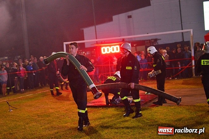 Zdjęcie w galerii na portalu naszraciborz.pl: Rudyszwałd i Bolesław triumfował na nocnych zawodach strażackich! wiadomości z regionu