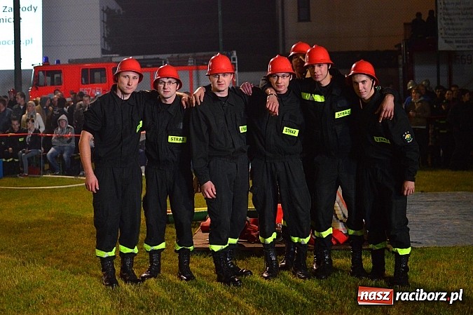 Zdjęcie w galerii na portalu naszraciborz.pl: Rudyszwałd i Bolesław triumfował na nocnych zawodach strażackich! wiadomości z regionu