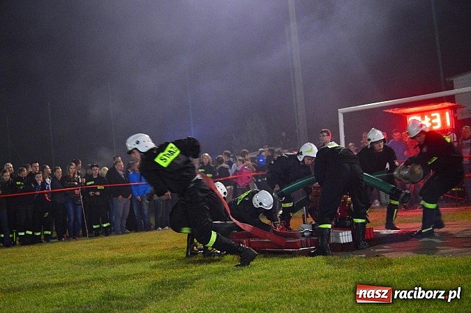 Zdjęcie w galerii na portalu naszraciborz.pl: Rudyszwałd i Bolesław triumfował na nocnych zawodach strażackich! wiadomości z regionu