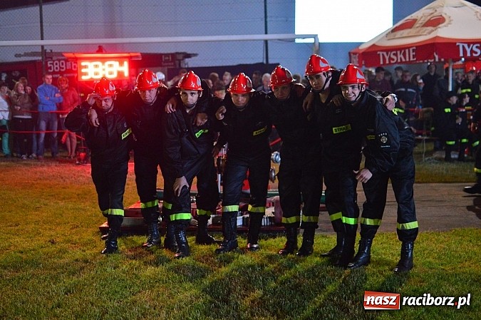 Zdjęcie w galerii na portalu naszraciborz.pl: Rudyszwałd i Bolesław triumfował na nocnych zawodach strażackich! wiadomości z regionu