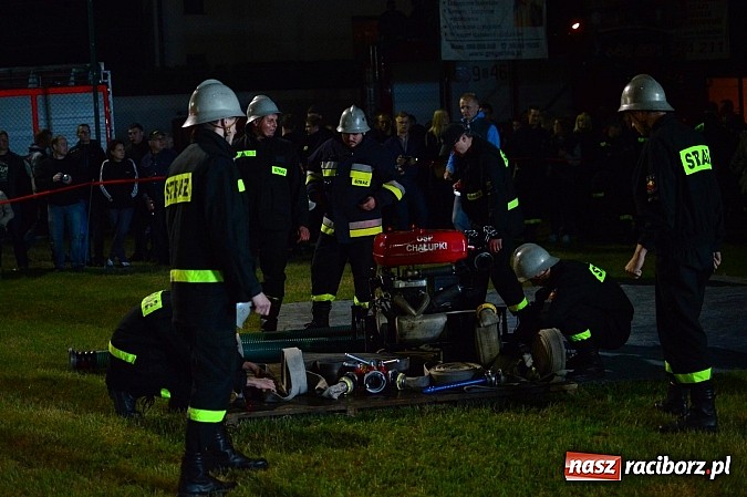 Zdjęcie w galerii na portalu naszraciborz.pl: Rudyszwałd i Bolesław triumfował na nocnych zawodach strażackich! wiadomości z regionu