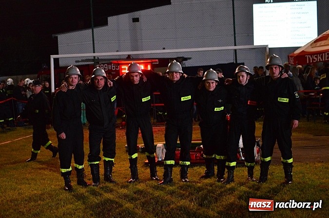 Zdjęcie w galerii na portalu naszraciborz.pl: Rudyszwałd i Bolesław triumfował na nocnych zawodach strażackich! wiadomości z regionu