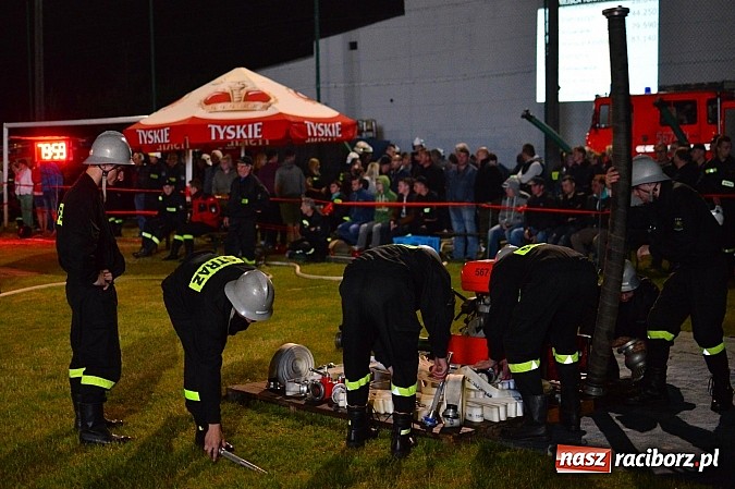 Zdjęcie w galerii na portalu naszraciborz.pl: Rudyszwałd i Bolesław triumfował na nocnych zawodach strażackich! wiadomości z regionu