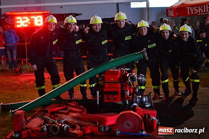Zdjęcie w galerii na portalu naszraciborz.pl: Rudyszwałd i Bolesław triumfował na nocnych zawodach strażackich! wiadomości z regionu
