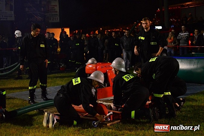 Zdjęcie w galerii na portalu naszraciborz.pl: Rudyszwałd i Bolesław triumfował na nocnych zawodach strażackich! wiadomości z regionu