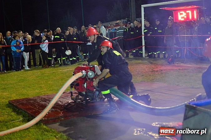 Zdjęcie w galerii na portalu naszraciborz.pl: Rudyszwałd i Bolesław triumfował na nocnych zawodach strażackich! wiadomości z regionu