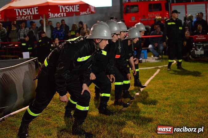 Zdjęcie w galerii na portalu naszraciborz.pl: Rudyszwałd i Bolesław triumfował na nocnych zawodach strażackich! wiadomości z regionu
