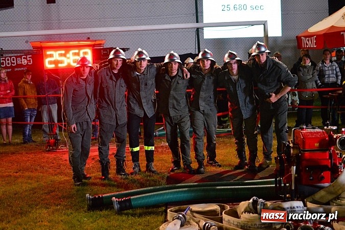 Zdjęcie w galerii na portalu naszraciborz.pl: Rudyszwałd i Bolesław triumfował na nocnych zawodach strażackich! wiadomości z regionu