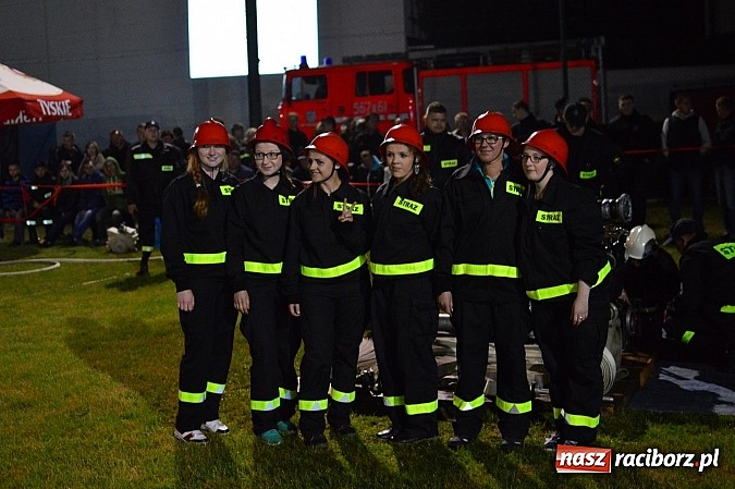 Zdjęcie w galerii na portalu naszraciborz.pl: Rudyszwałd i Bolesław triumfował na nocnych zawodach strażackich! wiadomości z regionu
