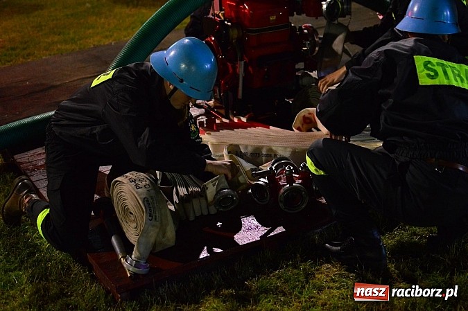 Zdjęcie w galerii na portalu naszraciborz.pl: Rudyszwałd i Bolesław triumfował na nocnych zawodach strażackich! wiadomości z regionu