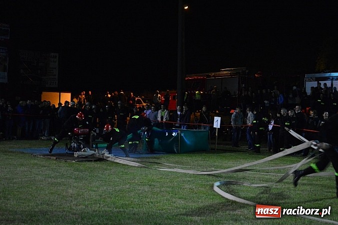 Zdjęcie w galerii na portalu naszraciborz.pl: Rudyszwałd i Bolesław triumfował na nocnych zawodach strażackich! wiadomości z regionu