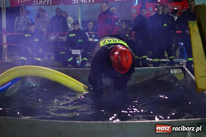 Zdjęcie w galerii na portalu naszraciborz.pl: Rudyszwałd i Bolesław triumfował na nocnych zawodach strażackich! wiadomości z regionu