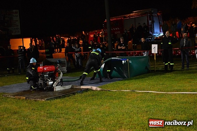 Zdjęcie w galerii na portalu naszraciborz.pl: Rudyszwałd i Bolesław triumfował na nocnych zawodach strażackich! wiadomości z regionu