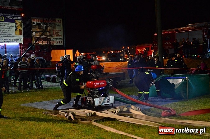 Zdjęcie w galerii na portalu naszraciborz.pl: Rudyszwałd i Bolesław triumfował na nocnych zawodach strażackich! wiadomości z regionu