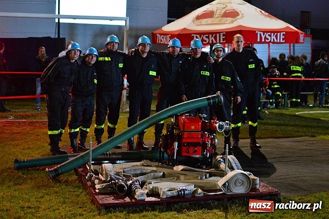 Zdjęcie w galerii na portalu naszraciborz.pl: Rudyszwałd i Bolesław triumfował na nocnych zawodach strażackich! wiadomości z regionu