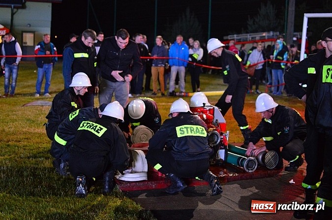 Zdjęcie w galerii na portalu naszraciborz.pl: Rudyszwałd i Bolesław triumfował na nocnych zawodach strażackich! wiadomości z regionu