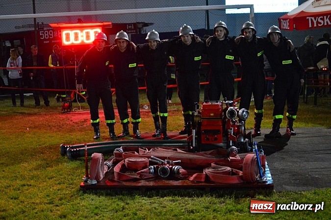 Zdjęcie w galerii na portalu naszraciborz.pl: Rudyszwałd i Bolesław triumfował na nocnych zawodach strażackich! wiadomości z regionu