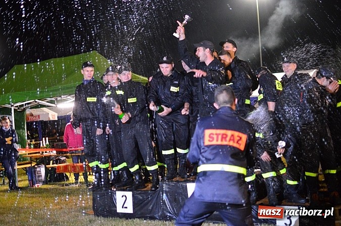 Zdjęcie w galerii na portalu naszraciborz.pl: Rudyszwałd i Bolesław triumfował na nocnych zawodach strażackich! wiadomości z regionu