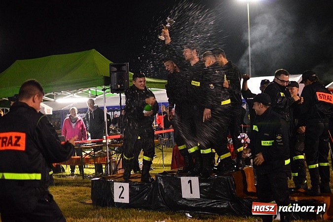 Zdjęcie w galerii na portalu naszraciborz.pl: Rudyszwałd i Bolesław triumfował na nocnych zawodach strażackich! wiadomości z regionu