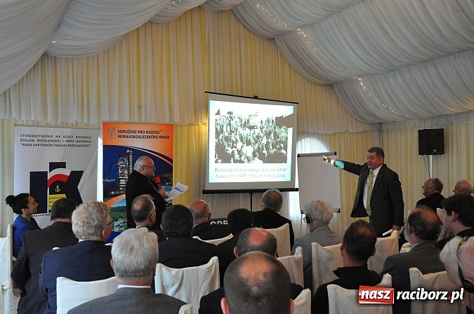 Zdjęcie w galerii na portalu naszraciborz.pl: 800 mln euro potrzeba na użeglowienie Odry od Ostrawy do Kędzierzyna-Koźla. Zyskałby na tym Racibórz wiadomości z regionu