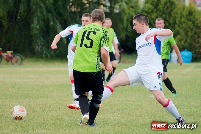 Zdjęcie w galerii na portalu naszraciborz.pl: A klasa: Minimalna porażka Cyprzanowa. Awans nie dla Krzanowic wiadomości z regionu