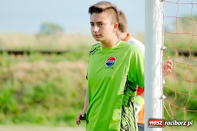 Zdjęcie w galerii na portalu naszraciborz.pl: A klasa: Minimalna porażka Cyprzanowa. Awans nie dla Krzanowic wiadomości z regionu