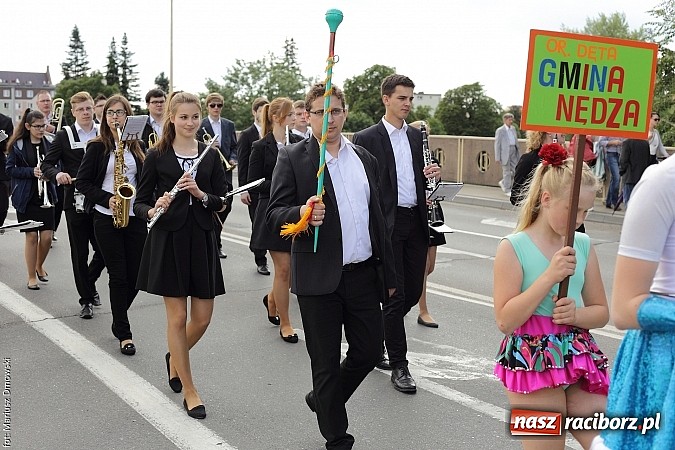 Zdjęcie w galerii na portalu naszraciborz.pl: Śląsk Kraina Wielu Kultur - przemarsz barwnego korowodu wiadomości z regionu