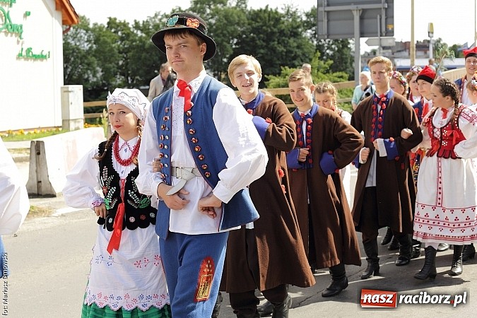 Zdjęcie w galerii na portalu naszraciborz.pl: Śląsk Kraina Wielu Kultur - przemarsz barwnego korowodu wiadomości z regionu