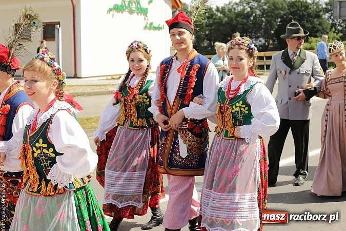 Zdjęcie w galerii na portalu naszraciborz.pl: Śląsk Kraina Wielu Kultur - przemarsz barwnego korowodu wiadomości z regionu