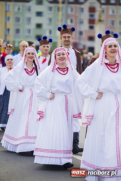 Zdjęcie w galerii na portalu naszraciborz.pl: Śląsk Kraina Wielu Kultur - przemarsz barwnego korowodu wiadomości z regionu