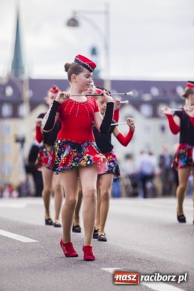 Zdjęcie w galerii na portalu naszraciborz.pl: Śląsk Kraina Wielu Kultur - przemarsz barwnego korowodu wiadomości z regionu