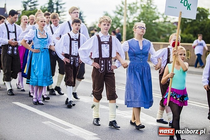 Zdjęcie w galerii na portalu naszraciborz.pl: Śląsk Kraina Wielu Kultur - przemarsz barwnego korowodu wiadomości z regionu