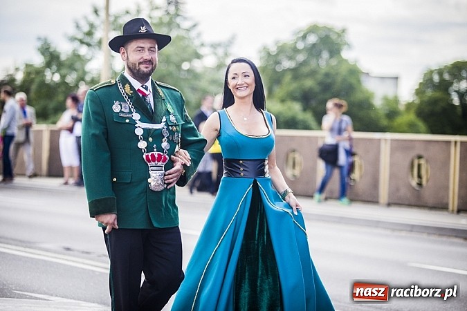 Zdjęcie w galerii na portalu naszraciborz.pl: Śląsk Kraina Wielu Kultur - przemarsz barwnego korowodu wiadomości z regionu