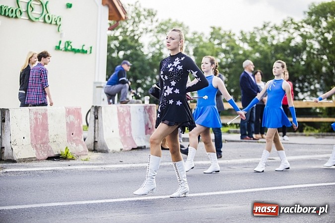 Zdjęcie w galerii na portalu naszraciborz.pl: Śląsk Kraina Wielu Kultur - przemarsz barwnego korowodu wiadomości z regionu