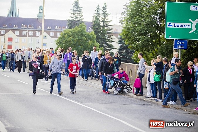 Zdjęcie w galerii na portalu naszraciborz.pl: Śląsk Kraina Wielu Kultur - przemarsz barwnego korowodu wiadomości z regionu
