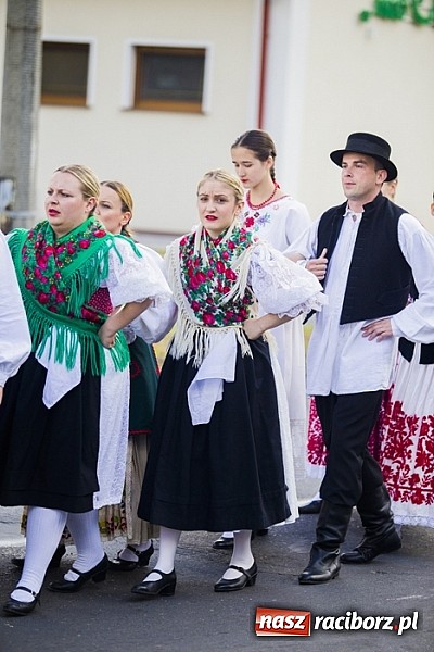Zdjęcie w galerii na portalu naszraciborz.pl: Śląsk Kraina Wielu Kultur - przemarsz barwnego korowodu wiadomości z regionu