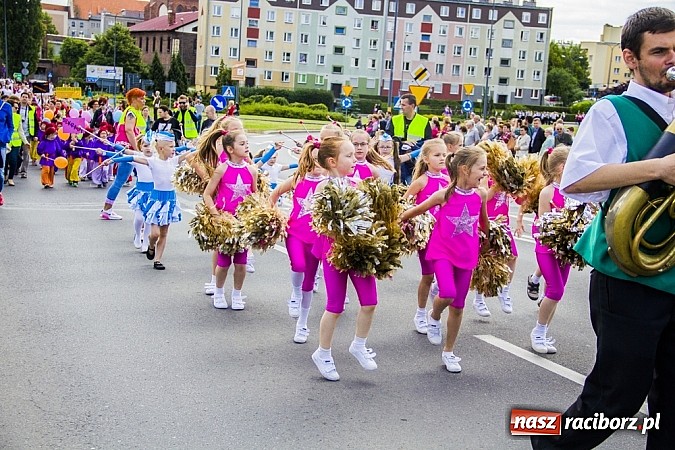 Zdjęcie w galerii na portalu naszraciborz.pl: Śląsk Kraina Wielu Kultur - przemarsz barwnego korowodu wiadomości z regionu