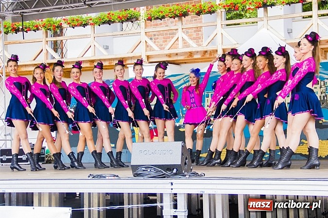 Zdjęcie w galerii na portalu naszraciborz.pl: Śląsk Kraina Wielu Kultur - przemarsz barwnego korowodu wiadomości z regionu