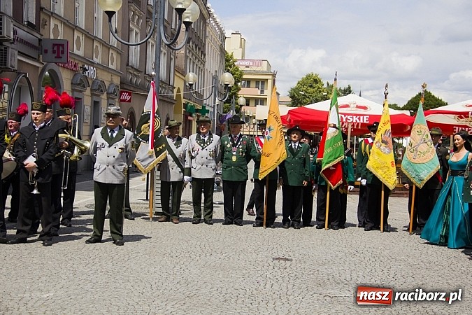 Zdjęcie w galerii na portalu naszraciborz.pl: Obchody X rocznicy wznowienia działalności Bractwa Kurkowego wiadomości z regionu