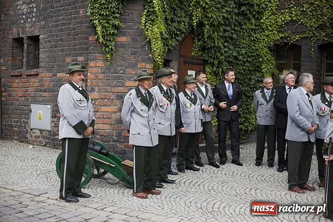 Zdjęcie w galerii na portalu naszraciborz.pl: Obchody X rocznicy wznowienia działalności Bractwa Kurkowego wiadomości z regionu
