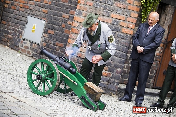 Zdjęcie w galerii na portalu naszraciborz.pl: Obchody X rocznicy wznowienia działalności Bractwa Kurkowego wiadomości z regionu