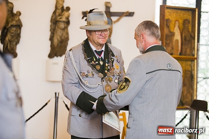 Zdjęcie w galerii na portalu naszraciborz.pl: Obchody X rocznicy wznowienia działalności Bractwa Kurkowego wiadomości z regionu